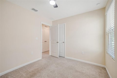 Touwnhouse à vendre à Orlando, Floride: 4 chambres, 151.15 m2 № 2347538 - photo 27