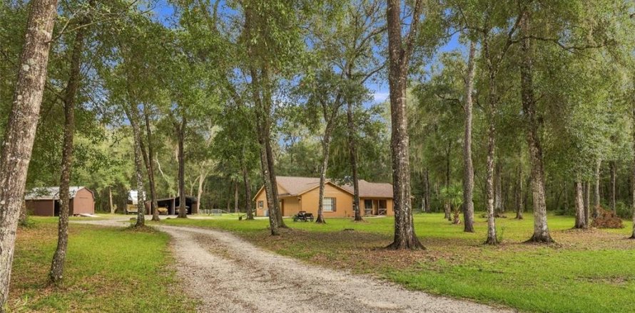 Casa en Hernando, Florida 3 dormitorios, 151.62 m2 № 2387469