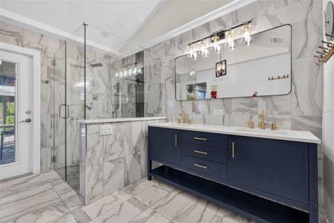 Casa en venta en Tampa, Florida, 4 dormitorios, 193.33 m2 № 2431153 - foto 28