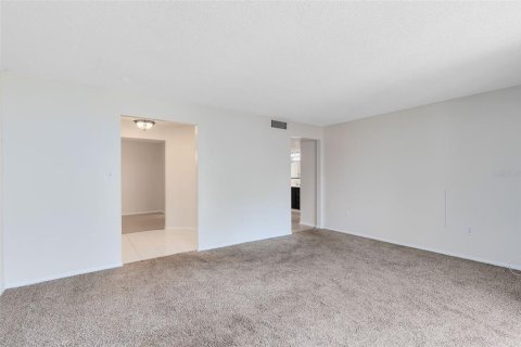 Condominio en venta en Altamonte Springs, Florida, 2 dormitorios, 116.31 m2 № 1620519 - foto 19