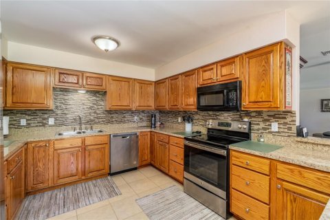 Villa ou maison à vendre à Melrose, Floride: 4 chambres, 187.66 m2 № 1856065 - photo 26