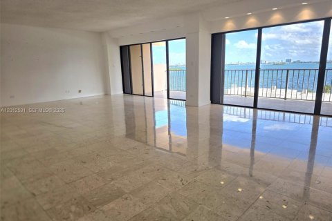Copropriété à louer à Miami, Floride: 2 chambres, 181.16 m2 № 2076076 - photo 8