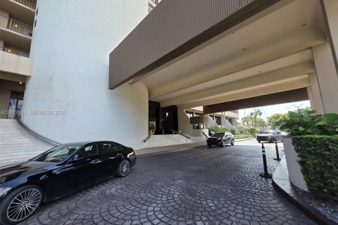 Copropriété à louer à Miami, Floride: 2 chambres, 181.16 m2 № 2076076 - photo 15