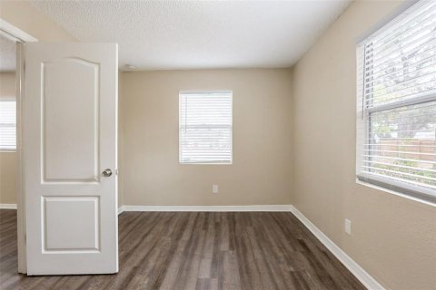 Villa ou maison à vendre à Tampa, Floride: 3 chambres, 95.32 m2 № 2145322 - photo 20