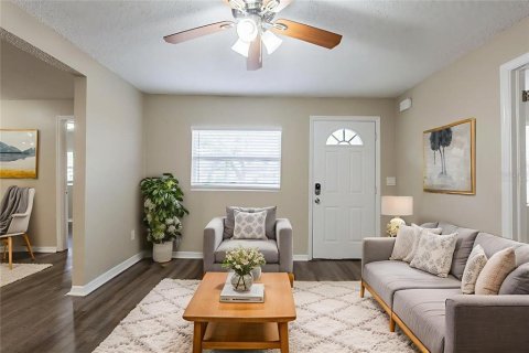 Villa ou maison à vendre à Tampa, Floride: 3 chambres, 95.32 m2 № 2145322 - photo 3
