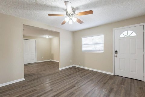 Villa ou maison à vendre à Tampa, Floride: 3 chambres, 95.32 m2 № 2145322 - photo 13