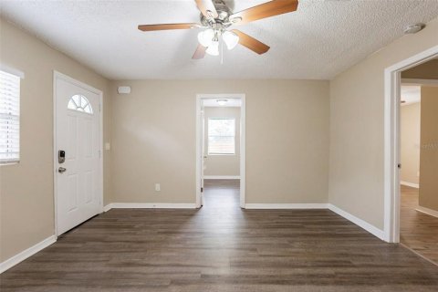 Villa ou maison à vendre à Tampa, Floride: 3 chambres, 95.32 m2 № 2145322 - photo 15