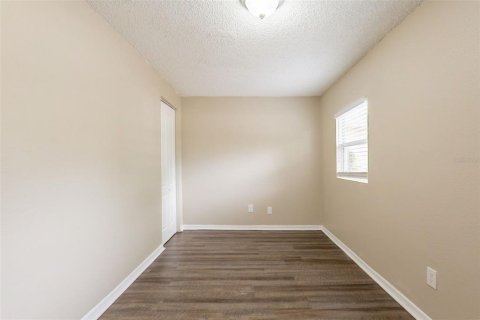 Villa ou maison à vendre à Tampa, Floride: 3 chambres, 95.32 m2 № 2145322 - photo 18