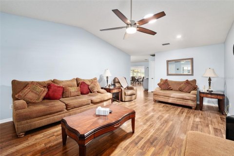House in Ocala, Florida 2 bedrooms, 162.39 sq.m. № 2226586 - photo 6
