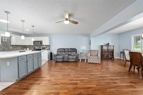 House in Ocala, Florida 2 bedrooms, 162.39 sq.m. № 2226586 - photo 7