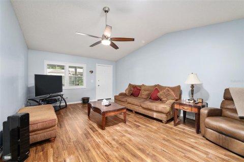 House in Ocala, Florida 2 bedrooms, 162.39 sq.m. № 2226586 - photo 5