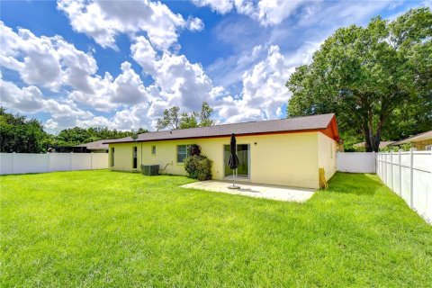 Casa en venta en Tampa, Florida, 3 dormitorios, 151.43 m2 № 2383892 - foto 10