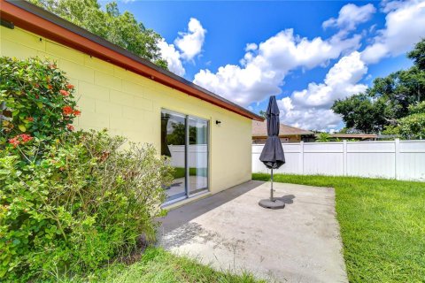 Casa en venta en Tampa, Florida, 3 dormitorios, 151.43 m2 № 2383892 - foto 8