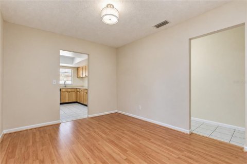 Casa en venta en Tampa, Florida, 3 dormitorios, 151.43 m2 № 2383892 - foto 23