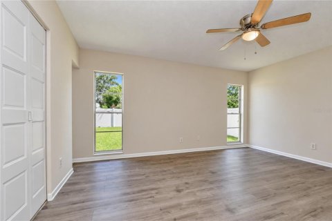Casa en venta en Tampa, Florida, 3 dormitorios, 151.43 m2 № 2383892 - foto 29