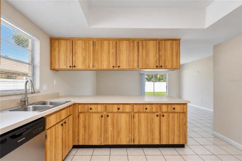 Casa en venta en Tampa, Florida, 3 dormitorios, 151.43 m2 № 2383892 - foto 19