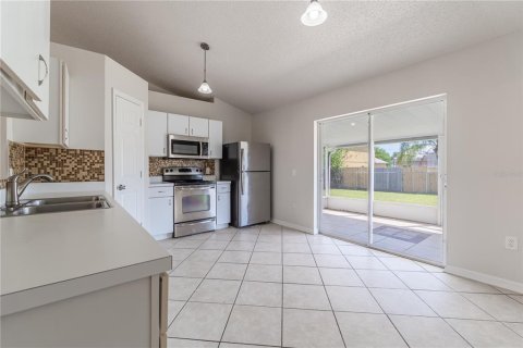 House in Kissimmee, Florida 3 bedrooms, 123.75 sq.m. № 1629671 - photo 8
