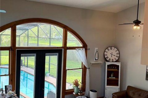 Villa ou maison à vendre à Apopka, Floride: 3 chambres, 234.49 m2 № 2399168 - photo 4