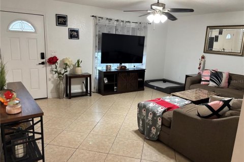 Villa ou maison à vendre à Longwood, Floride: 4 chambres, 163.6 m2 № 2402818 - photo 9