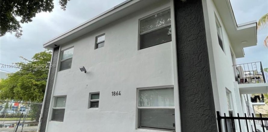 Apartamento en Miami, Florida 2 dormitorios № 2052368