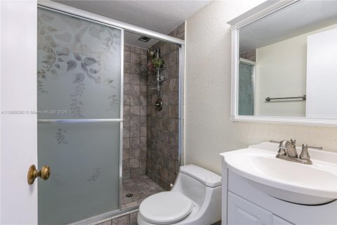 Купить кондоминиум в Холливуд, Флорида 2 спальни, 111.67м2, № 1936392 - фото 16