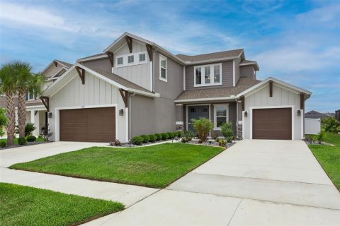 Villa ou maison à Wesley Chapel, Floride 5 chambres, 321.53 m2 № 2132777