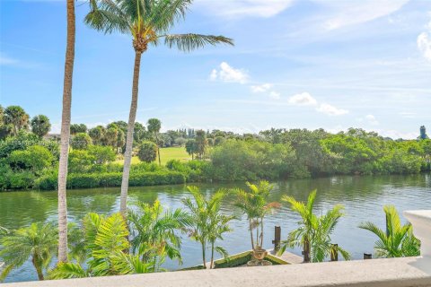 House in North Palm Beach, Florida 5 bedrooms, 428.37 sq.m. № 2069089 - photo 28