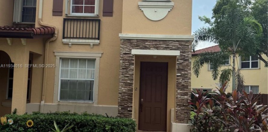 Дом в Хомстед, Флорида 2 спальни, 99.31м2 № 1992300