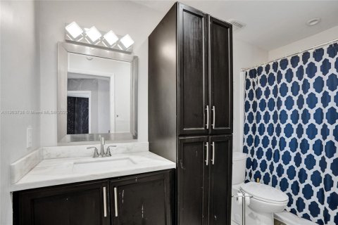 Купить виллу или дом в Плантация, Флорида 4 спальни, 167.97м2, № 1954477 - фото 15