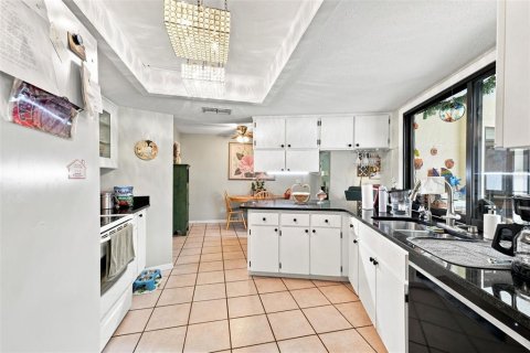 Villa ou maison à vendre à Spring Hill, Floride: 3 chambres, 154.12 m2 № 2298076 - photo 12