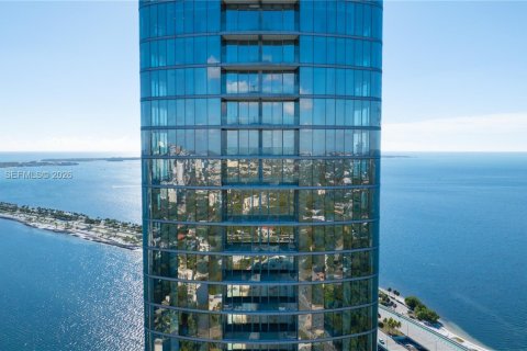 Купить кондоминиум в Майами, Флорида 4 спальни, 255.67м2, № 2174646 - фото 3