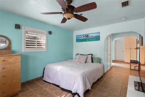 House in New Smyrna Beach, Florida 3 bedrooms, 248.05 sq.m. № 1717317 - photo 26