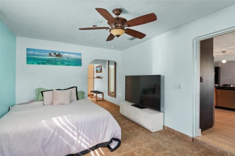 House in New Smyrna Beach, Florida 3 bedrooms, 248.05 sq.m. № 1717317 - photo 28