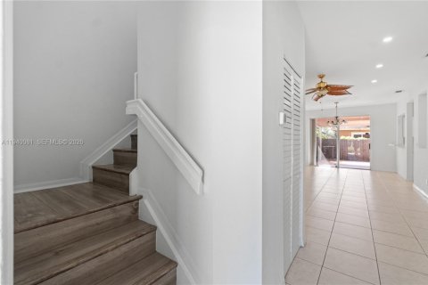 Townhouse in Homestead, Florida 4 bedrooms, 150.32 sq.m. № 1997343 - photo 16