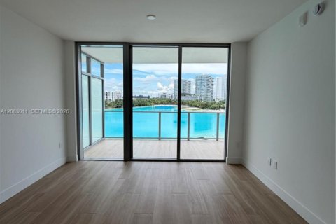 Copropriété à louer à North Miami, Floride: 1 chambre № 2348517 - photo 2