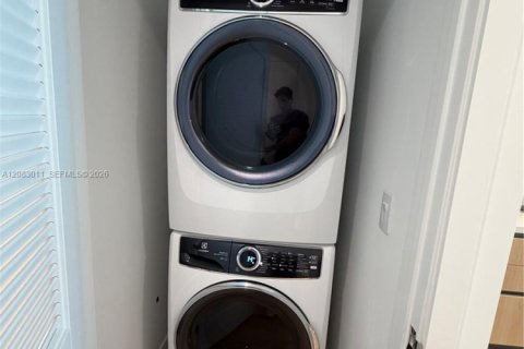 Copropriété à louer à North Miami, Floride: 1 chambre № 2348517 - photo 18