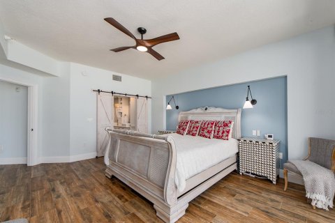 Condo in Indian Shores, Florida, 3 bedrooms  № 2096418 - photo 19