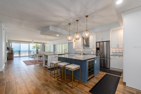 Condo in Indian Shores, Florida, 3 bedrooms  № 2096418 - photo 3