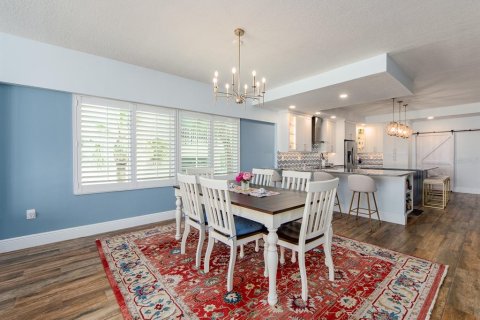 Condo in Indian Shores, Florida, 3 bedrooms  № 2096418 - photo 15