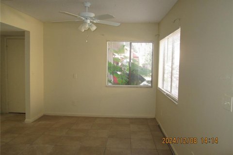Villa ou maison à louer à Winter Springs, Floride: 3 chambres, 126.72 m2 № 2419175 - photo 3