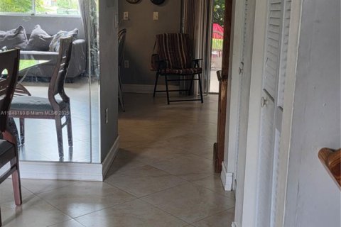 Townhouse in Homestead, Florida 3 bedrooms, 138.24 sq.m. № 1852241 - photo 5