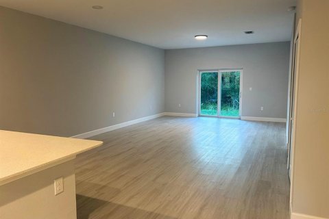 Immobilier commercial à vendre à Port Charlotte, Floride: 6 chambres, 253.44 m2 № 2115707 - photo 4