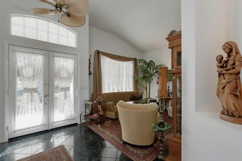 House in Lutz, Florida 4 bedrooms, 219.62 sq.m. № 1871156 - photo 5