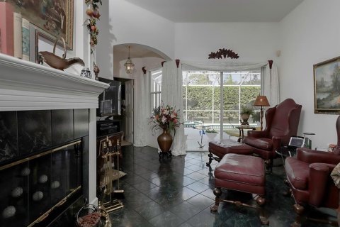 House in Lutz, Florida 4 bedrooms, 219.62 sq.m. № 1871156 - photo 12