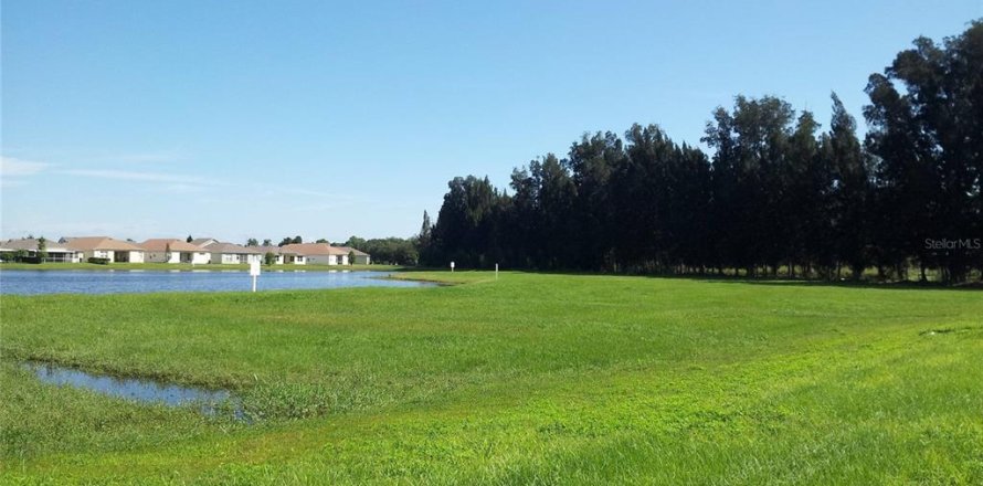 Terreno en Ruskin, Florida № 1674099