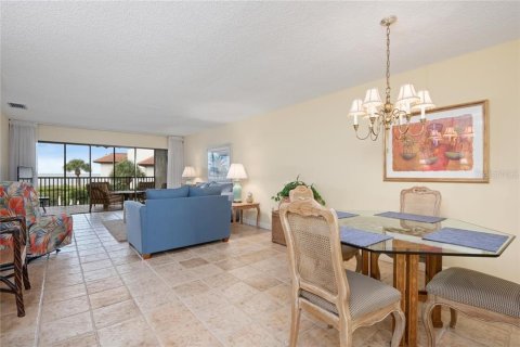 Condo in Longboat Key, Florida, 2 bedrooms  № 251576 - photo 3