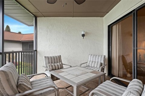 Condo in Longboat Key, Florida, 2 bedrooms  № 251576 - photo 23