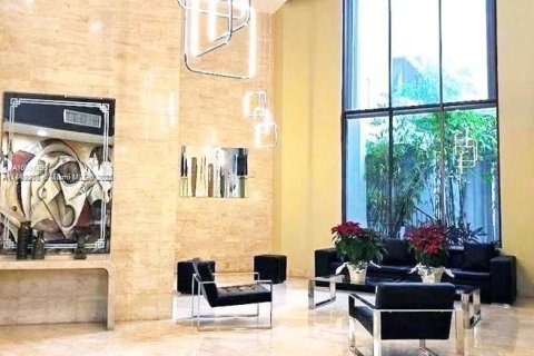 Condo in Aventura, Florida, 2 bedrooms № 1962653 - photo 11