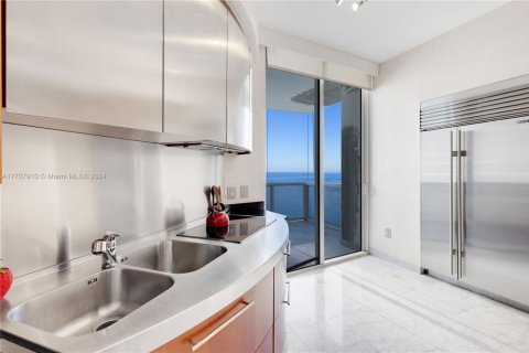 Copropriété à vendre à Sunny Isles Beach, Floride: 3 chambres, 199.09 m2 № 1460614 - photo 23