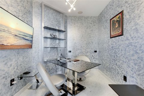 Copropriété à vendre à Sunny Isles Beach, Floride: 3 chambres, 199.09 m2 № 1460614 - photo 4